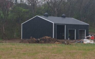 5 Signs It’s Time to Build a Pole Barn