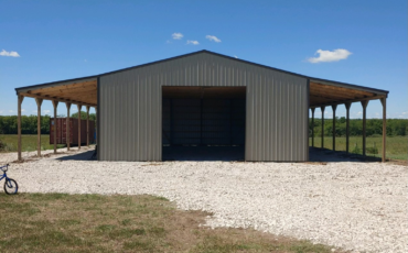 Barn builder